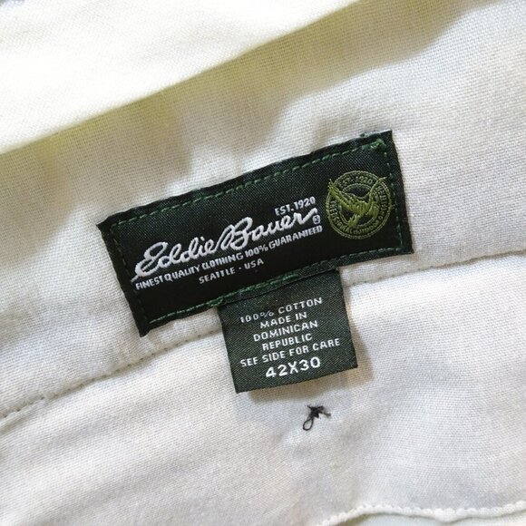 Eddie Bauer Mens Pants 42 x 30 Pleated Front Khaki Pants Wrinkle Resistant - Picture 7 of 7